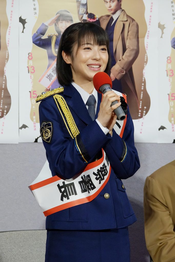 浜辺美波 ドラマ ピュア 一日アイドル署長の事件簿 会見に登壇 東宝芸能