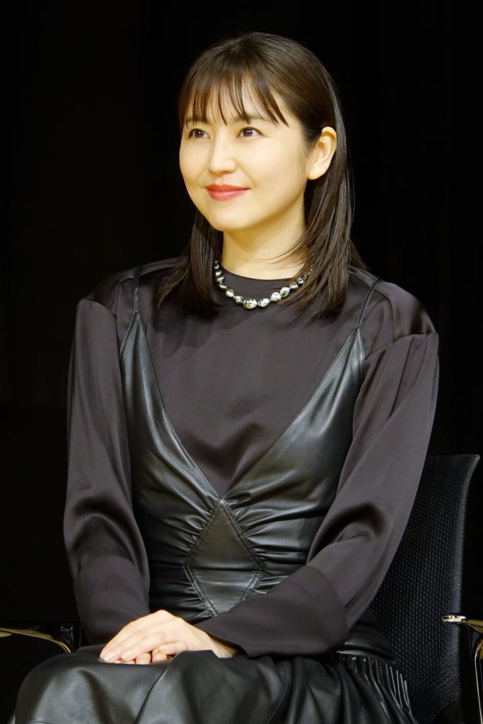 長澤まさみ 第62回ブルーリボン賞 受賞式に登壇 東宝芸能