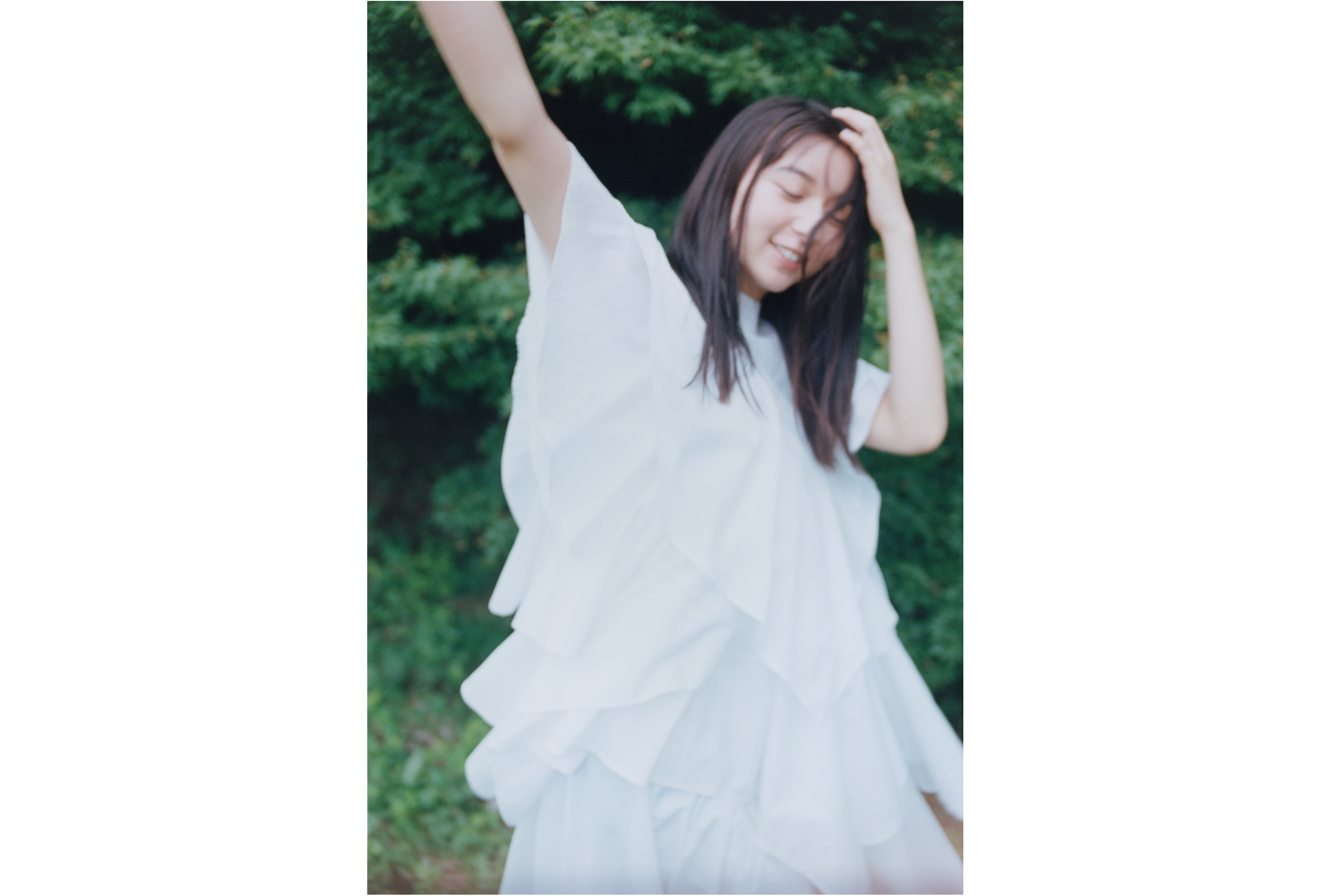 上白石萌歌 ムック本「MEET MET MET」発売決定! | 東宝芸能 上白石萌歌 ムック本「MEET MET MET」発売決定! | 東宝芸能