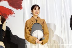 浜辺美波　映画『シン・仮面ライダー』大ヒット御礼舞台挨拶に登壇！