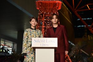 浜辺美波　映画『サイレントラブ』公開記念イベントに登壇！