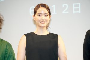 山崎紘菜　ショートフィルム『父を、乗せて。』舞台挨拶に登壇！
