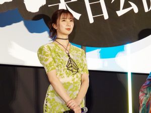 上白石萌歌　『パリピ孔明 THE MOVIE』初日舞台挨拶に登壇！