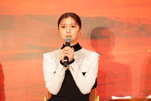 上白石萌歌 舞台「大地の子」製作発表に登壇!