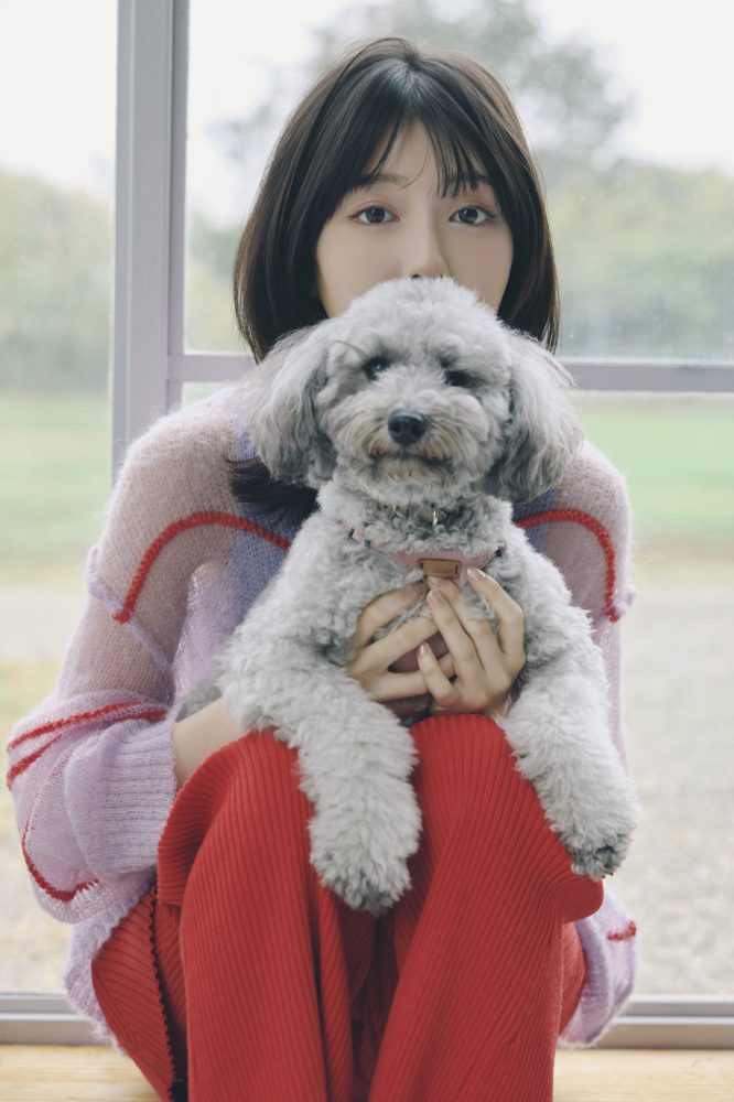 浜辺美波 「浜辺美波カレンダー2026.04－2027.03」発売決定！ | 東宝芸能