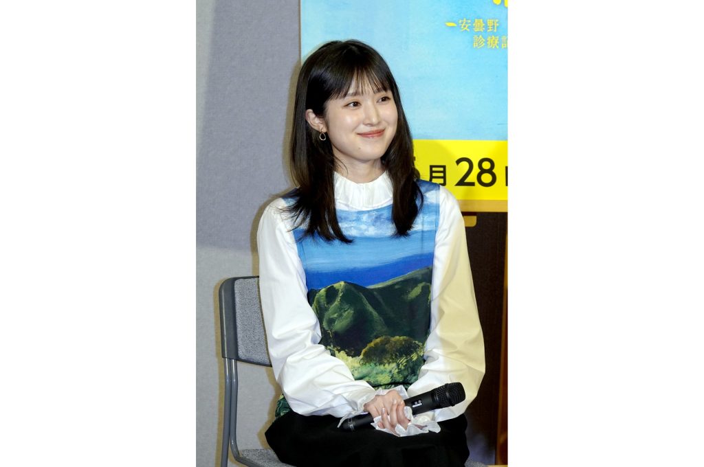 福本莉子　「勿忘草の咲く町で 〜安曇野診療記〜」取材会に登壇！